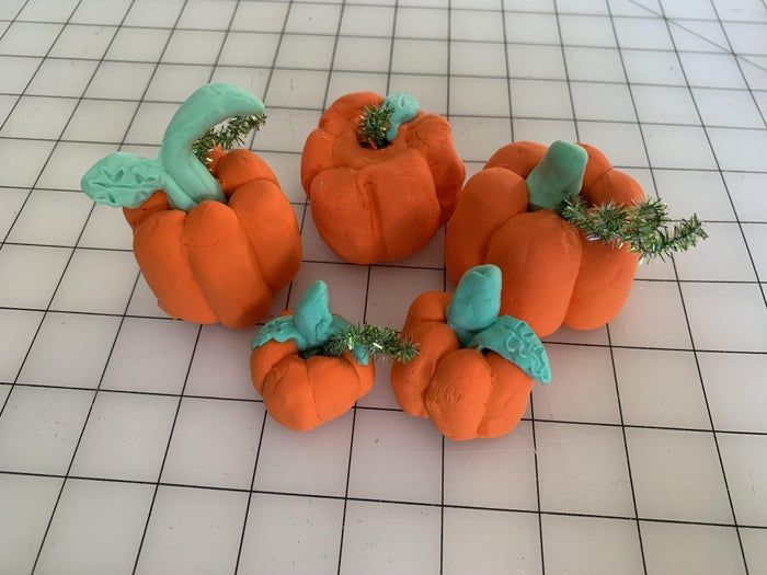 简易粘土南瓜造型制作教程-第20张图片-趣作屋 简易粘土南瓜造型制作教程-第20张图片-趣作屋