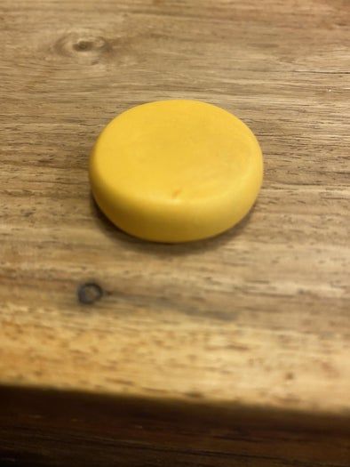 趣味DIY奶酪轮项链教程:简单材料制作个性饰品-第5张图片-趣作屋 趣味DIY奶酪轮项链教程:简单材料制作个性饰品-第5张图片-趣作屋