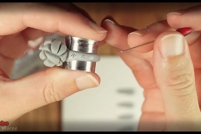 海克斯科技水晶戒指DIY教程——LOL粉丝手作指南-第10张图片-趣作屋