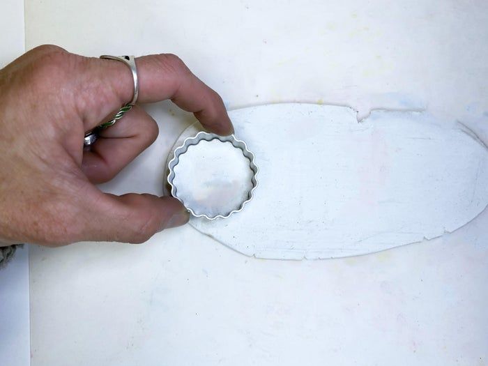 自制剪贴装饰聚合物粘土花环教程-第6张图片-趣作屋 自制剪贴装饰聚合物粘土花环教程-第6张图片-趣作屋