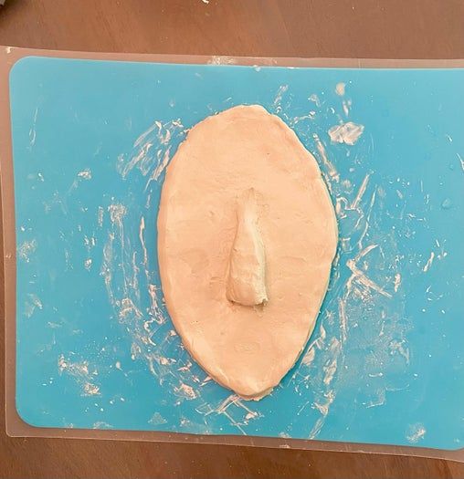 风干黏土笑脸雕塑制作教程-第9张图片-趣作屋