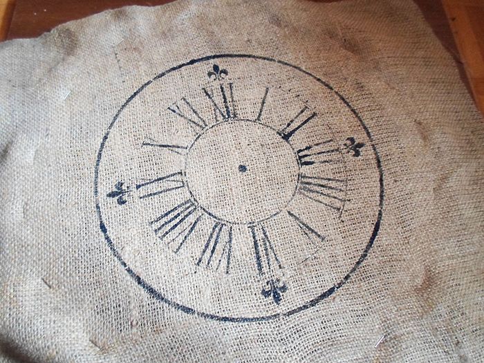 复古麻布手工刺绣挂钟制作教程-第8张图片-趣作屋 复古麻布手工刺绣挂钟制作教程-第8张图片-趣作屋