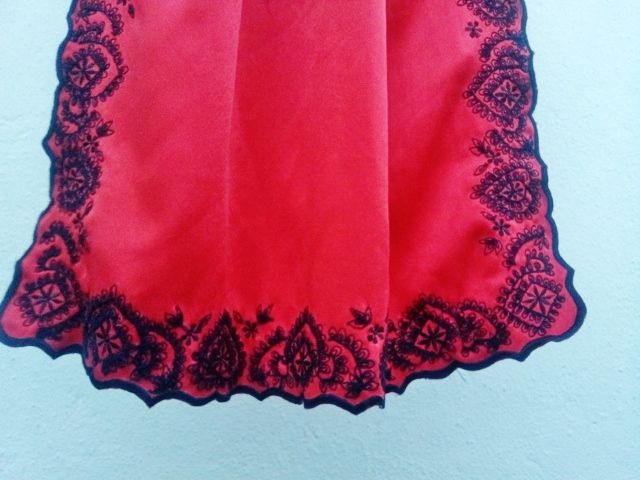 轻松掌握缝纫机绳绣技巧教程-第1张图片-趣作屋 轻松掌握缝纫机绳绣技巧教程-第1张图片-趣作屋