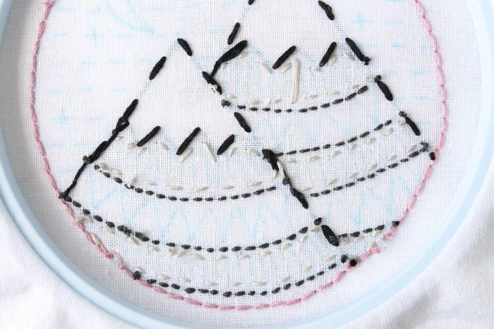 免费山景刺绣针法教程：掌握8种基础刺绣技巧-第50张图片-趣作屋