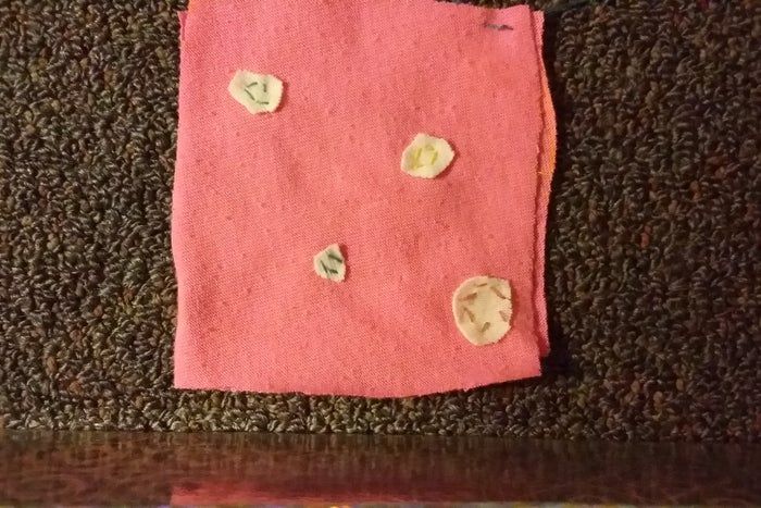 手工缝制小枕头教程：简单10步打造个性靠枕-第26张图片-趣作屋