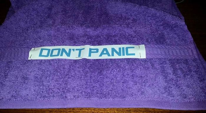 手工刺绣毛巾教程：低成本制作‘别慌’毛巾-第4张图片-趣作屋