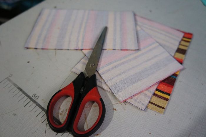 墨西哥传统风格手机包DIY教程：手工缝制与创意装饰-第7张图片-趣作屋