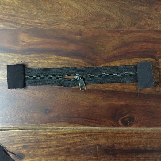 手工刺绣珠片手拿包DIY教程:详细步骤教你制作个性化蜜蜂图案手拿包-第25张图片-趣作屋 手工刺绣珠片手拿包DIY教程:详细步骤教你制作个性化蜜蜂图案手拿包-第25张图片-趣作屋