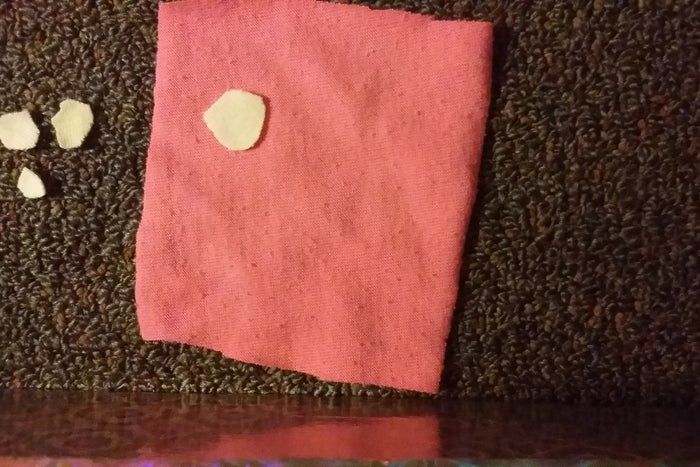 手工缝制小枕头教程：简单10步打造个性靠枕-第16张图片-趣作屋