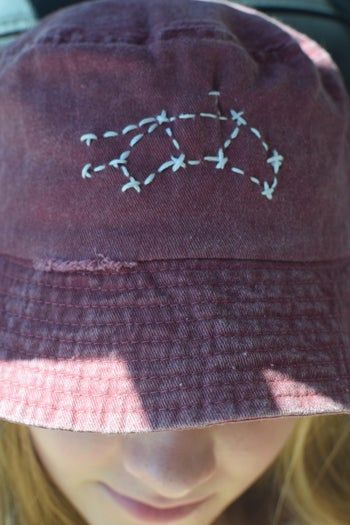 DIY渔夫帽星座刺绣教程-第13张图片-趣作屋