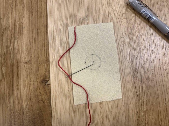 手工刺绣玫瑰教程：打造个性化装饰礼物-第5张图片-趣作屋