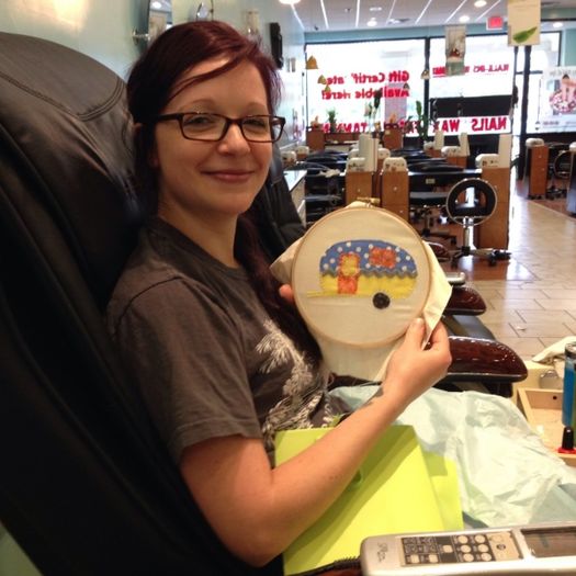 零基础刺绣指南：如何制作复古露营车布艺作品-第12张图片-趣作屋