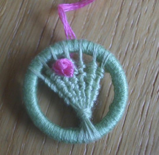 手工制作多塞特花束纽扣胸针教程-第20张图片-趣作屋 手工制作多塞特花束纽扣胸针教程-第20张图片-趣作屋