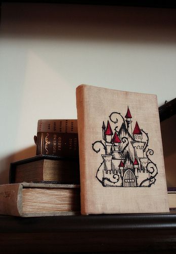 复古刺绣书制作教程：打造个性化古老风格书籍-第1张图片-趣作屋