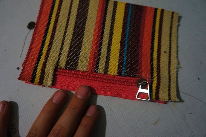 墨西哥传统风格手机包DIY教程：手工缝制与创意装饰-第10张图片-趣作屋