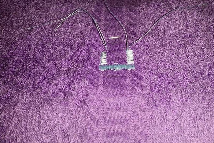 手工刺绣毛巾教程：低成本制作‘别慌’毛巾-第8张图片-趣作屋