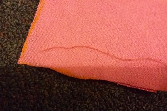 手工缝制小枕头教程：简单10步打造个性靠枕-第13张图片-趣作屋