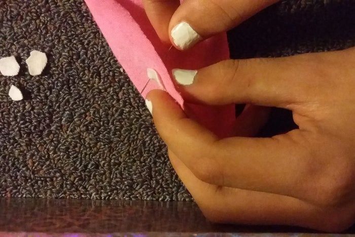 手工缝制小枕头教程：简单10步打造个性靠枕-第18张图片-趣作屋