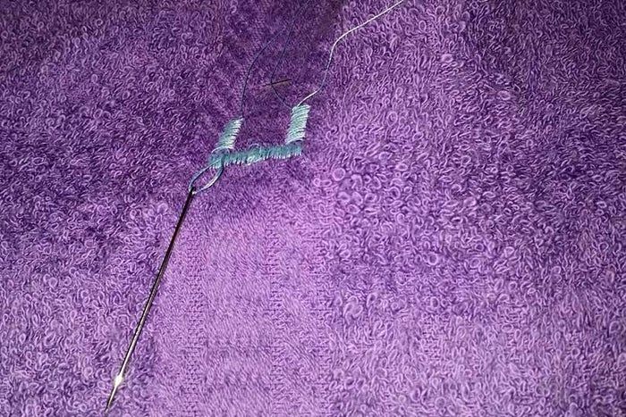 手工刺绣毛巾教程：低成本制作‘别慌’毛巾-第9张图片-趣作屋