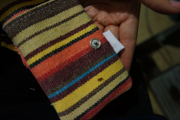 墨西哥传统风格手机包DIY教程：手工缝制与创意装饰-第18张图片-趣作屋