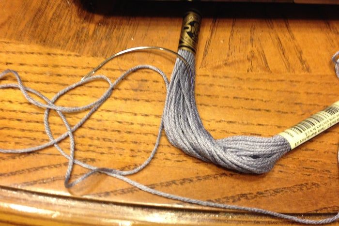 低成本DIY修补匡威鞋教程:用墨西哥毯子打造个性运动鞋-第9张图片-趣作屋 低成本DIY修补匡威鞋教程:用墨西哥毯子打造个性运动鞋-第9张图片-趣作屋