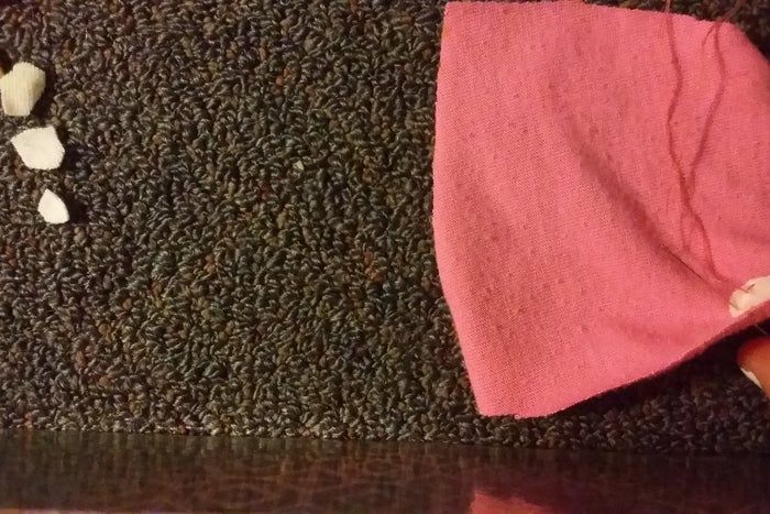 手工缝制小枕头教程：简单10步打造个性靠枕-第22张图片-趣作屋