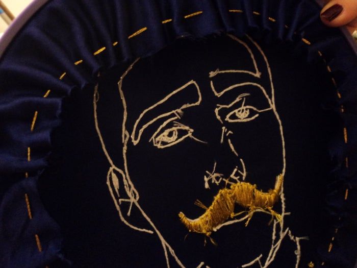 手工刺绣肖像教程：低成本制作个性化圣诞礼物-第19张图片-趣作屋