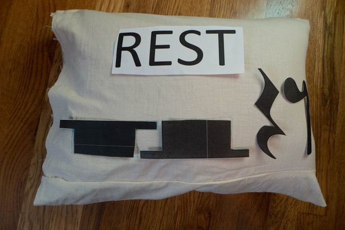 手工刺绣枕头制作教程-第4张图片-趣作屋