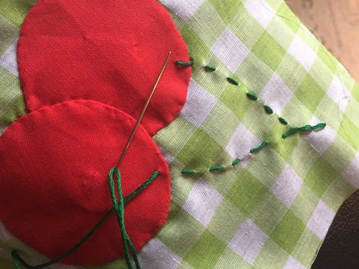 手工刺绣靠垫制作教程：打造《仲夏夜之梦》主题礼物-第9张图片-趣作屋