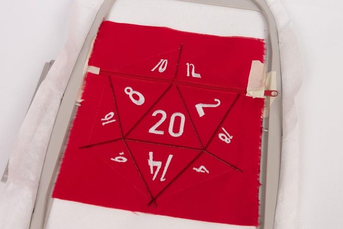 DIY D20骰子造型笔袋教程 - 刺绣机制作指南-第22张图片-趣作屋