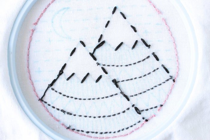 免费山景刺绣针法教程：掌握8种基础刺绣技巧-第44张图片-趣作屋