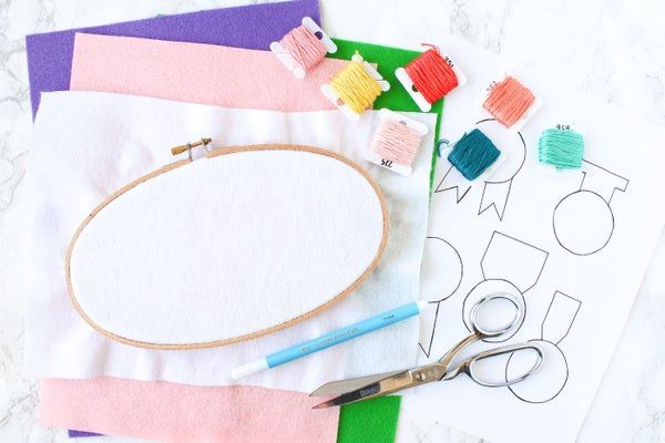 手工刺绣奖章贴片制作指南-第3张图片-趣作屋