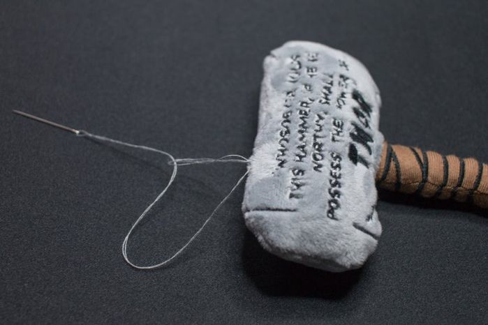 新手妈妈必看：安全Mjölnir毛绒玩具手工制作教程-第39张图片-趣作屋