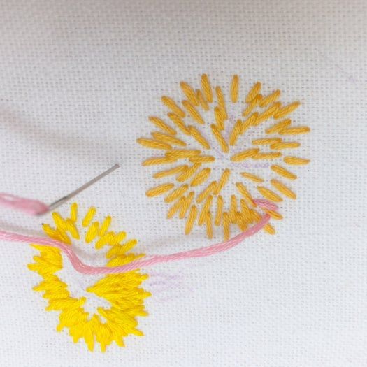 手工刺绣蒲公英花朵教程|初学者也能掌握的刺绣技巧-第7张图片-趣作屋 手工刺绣蒲公英花朵教程|初学者也能掌握的刺绣技巧-第7张图片-趣作屋