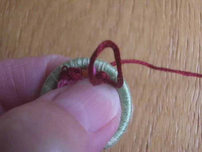 手工制作多塞特花束纽扣胸针教程-第18张图片-趣作屋 手工制作多塞特花束纽扣胸针教程-第18张图片-趣作屋