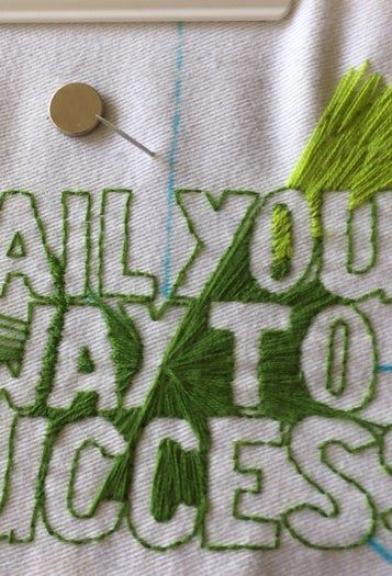 负空间刺绣励志名言DIY教程-第8张图片-趣作屋