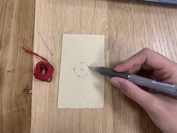 手工刺绣玫瑰教程：打造个性化装饰礼物-第4张图片-趣作屋