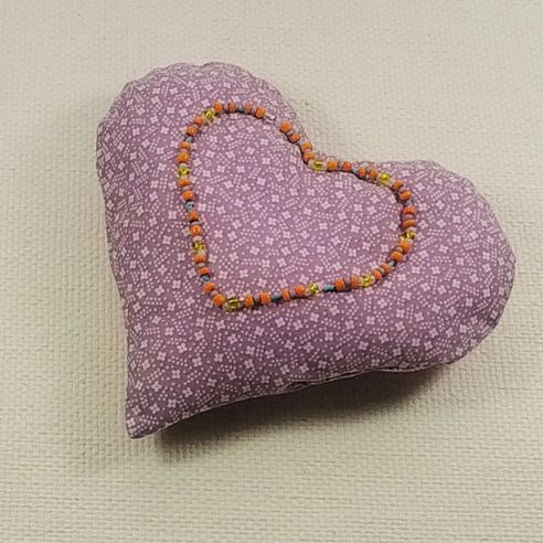 DIY刺绣心形靠垫手工教程：附图案下载与详细步骤-第18张图片-趣作屋