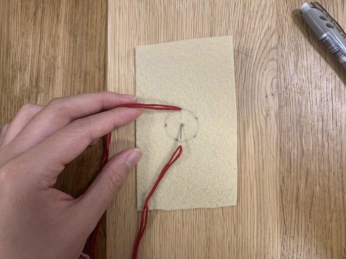 手工刺绣玫瑰教程：打造个性化装饰礼物-第8张图片-趣作屋