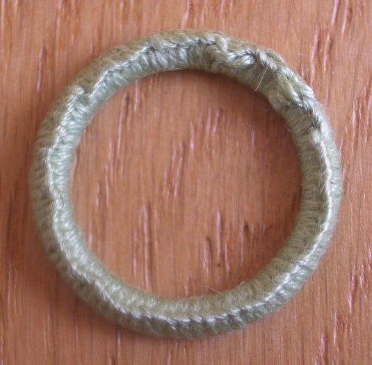 手工制作多塞特花束纽扣胸针教程-第9张图片-趣作屋 手工制作多塞特花束纽扣胸针教程-第9张图片-趣作屋