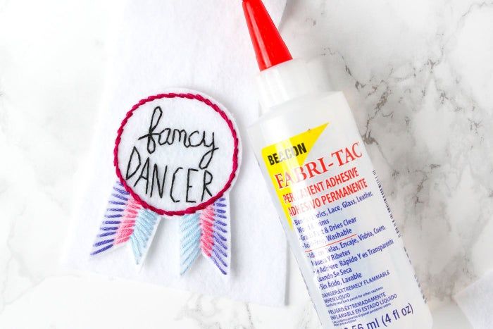 手工刺绣奖章贴片制作指南-第18张图片-趣作屋