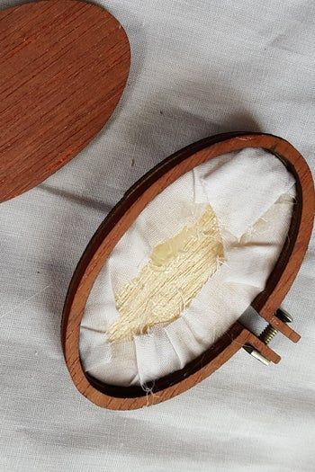 DIY迷你刺绣项链制作教程-第14张图片-趣作屋