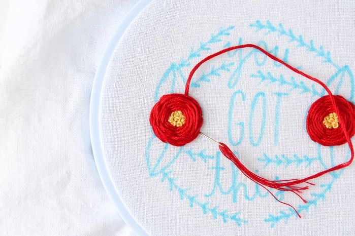 带法式结刺绣花朵制作教程-第12张图片-趣作屋 带法式结刺绣花朵制作教程-第12张图片-趣作屋