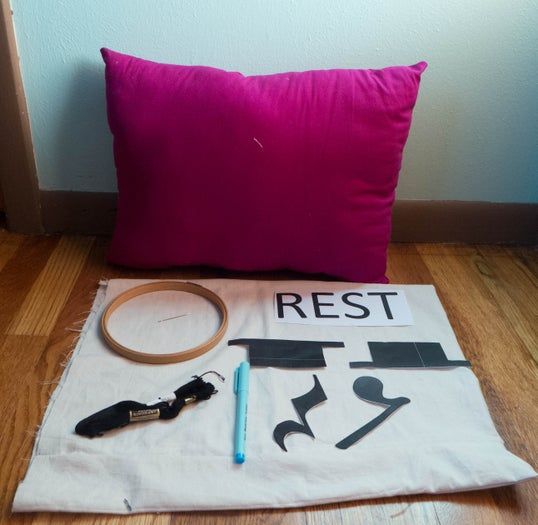 手工刺绣枕头制作教程-第2张图片-趣作屋