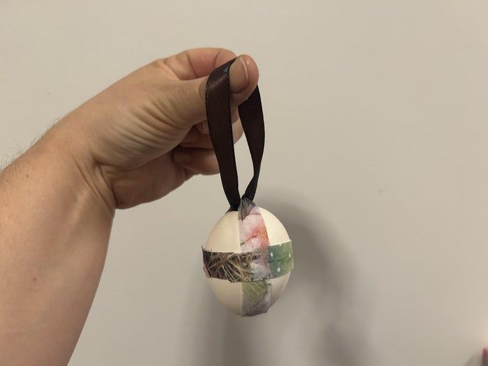 用旧餐巾纸低成本DIY复活节彩蛋,简单又有趣的手工制作教程-第14张图片-趣作屋 用旧餐巾纸低成本DIY复活节彩蛋,简单又有趣的手工制作教程-第14张图片-趣作屋