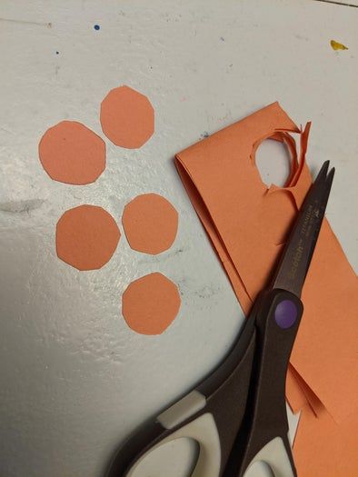 低成本手工制作白色纸花教程，轻松打造创意花束-第11张图片-趣作屋