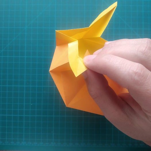 手工折纸教程：用20厘米彩纸折出π符号硬币折纸-第74张图片-趣作屋