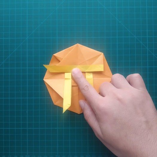 手工折纸教程：用20厘米彩纸折出π符号硬币折纸-第81张图片-趣作屋