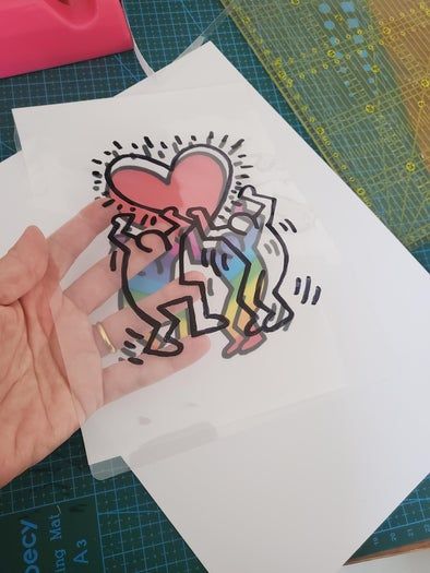 亲子手工魔术道具制作教程：让黑白画变彩色的魔法小技巧-第7张图片-趣作屋