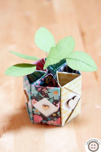 手工折纸铅笔筒教程：6岁宝宝也能做的可爱文具DIY-第14张图片-趣作屋